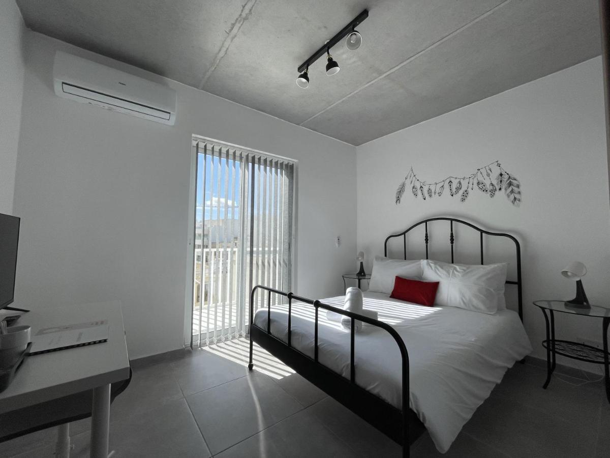 Casa Leon Malta Hotel Saint Julian's Eksteriør billede